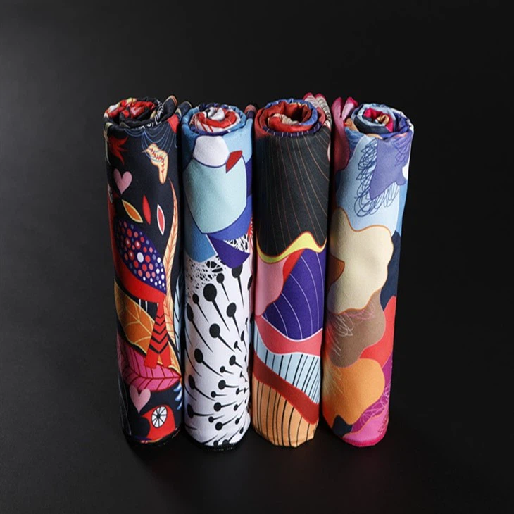 Brzo sušeći ručnik za plažu od mikrovlakana